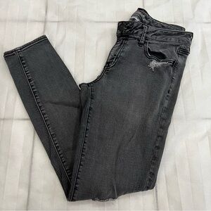 American Eagle Super Stretch Charcoal Distressed Jegging Size 10